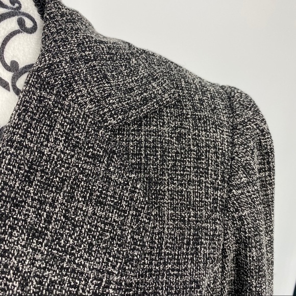 Courtenay vintage tweed black gray button blazer shoulder pads. Work career - Picture 5 of 9